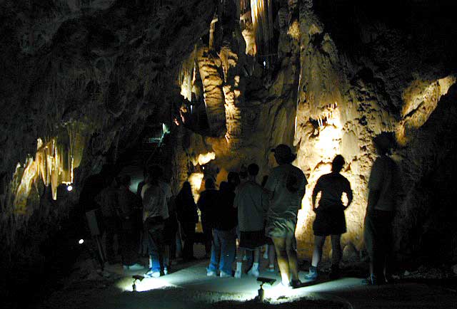 guided cave tour